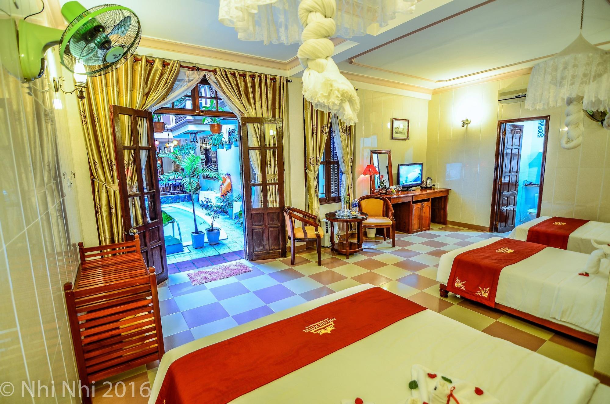 Nhi Nhi Hotel Хойан Экстерьер фото