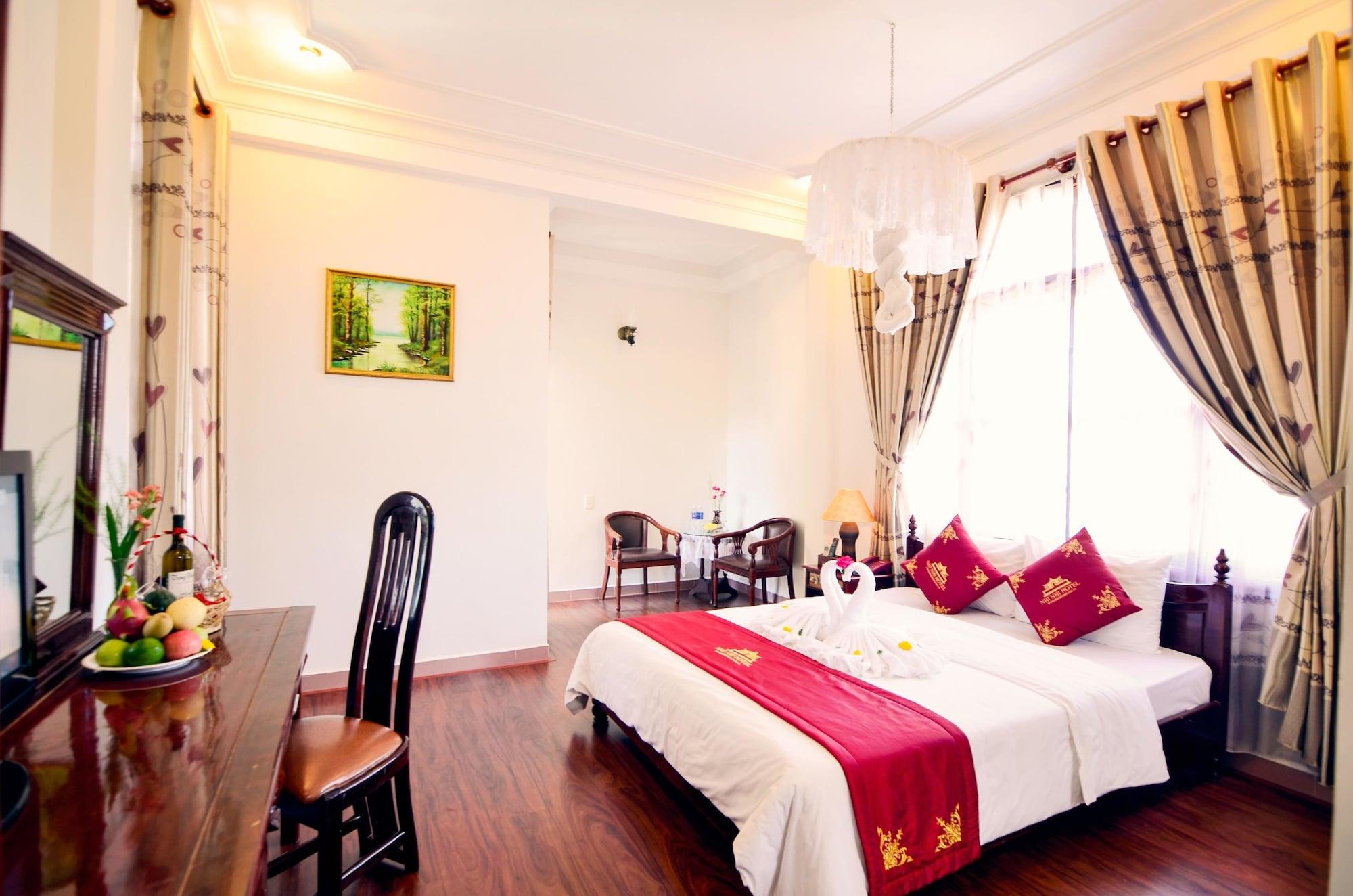 Nhi Nhi Hotel Хойан Экстерьер фото