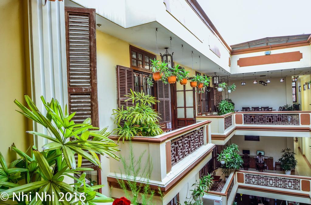 Nhi Nhi Hotel Хойан Экстерьер фото